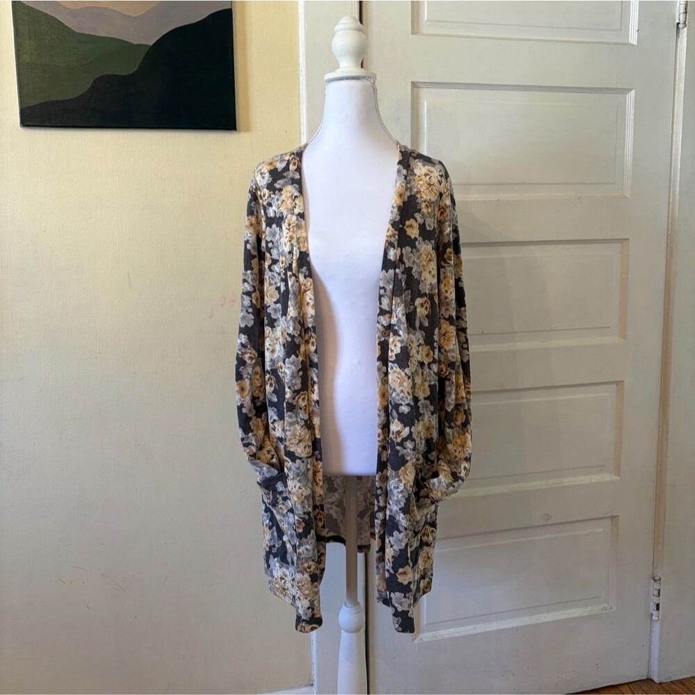 Agnes & Dora essential cardigan soft grey yellow floral pockets cottage core